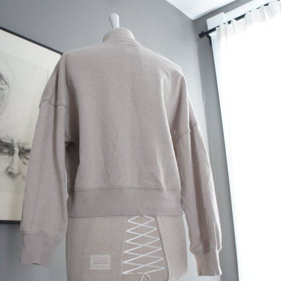 Abercrombie & Fitch Soft AF Embroidered Beige Oatmeal Paris Sweatshirt Size M - Picture 6 of 15